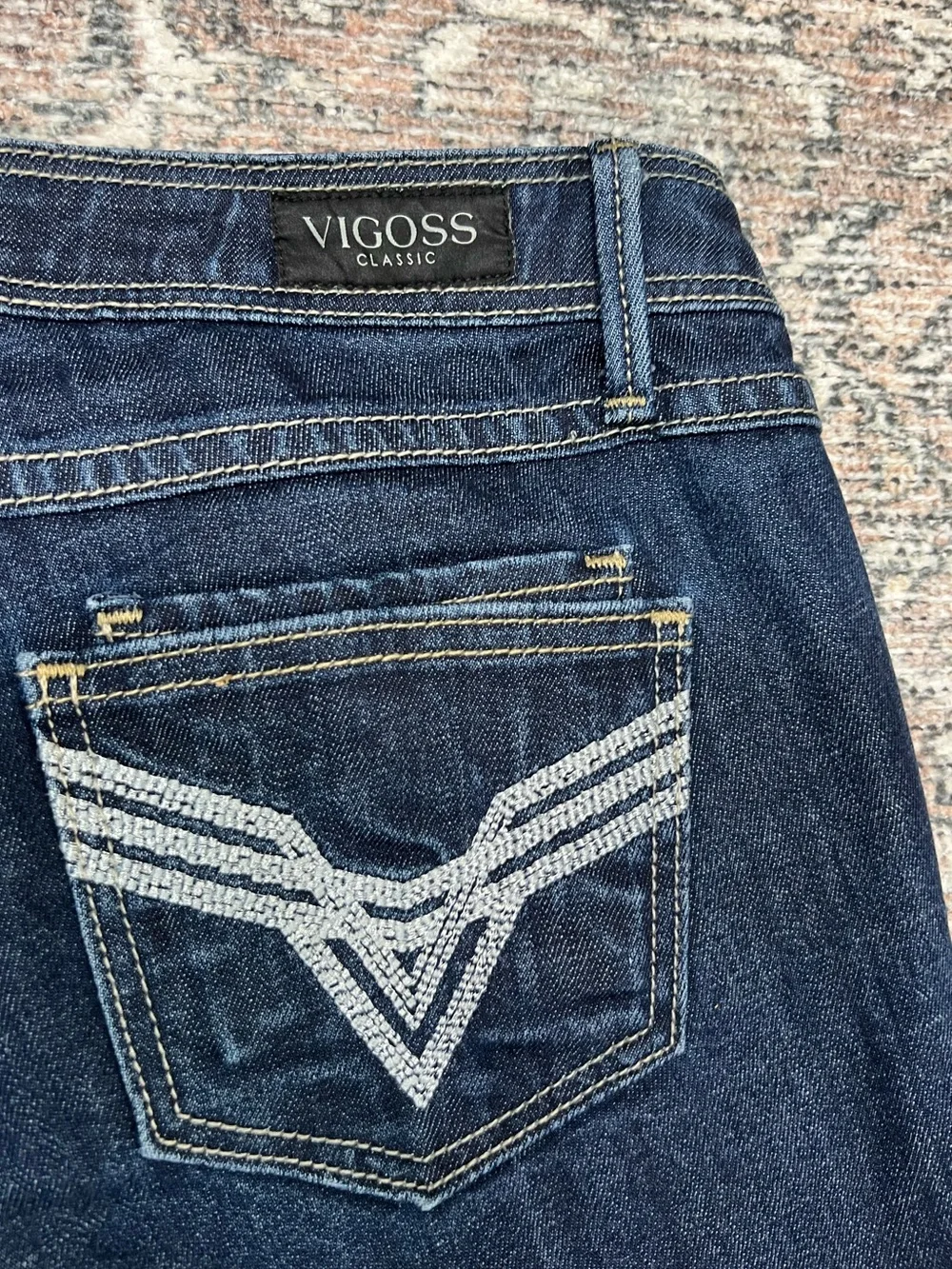 VIGOSS Classic Capri Jeans Womens 7 Dark Wash Embroidered Pockets